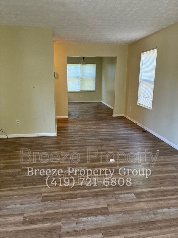 Building Photo - 768 Fairgreen Ave