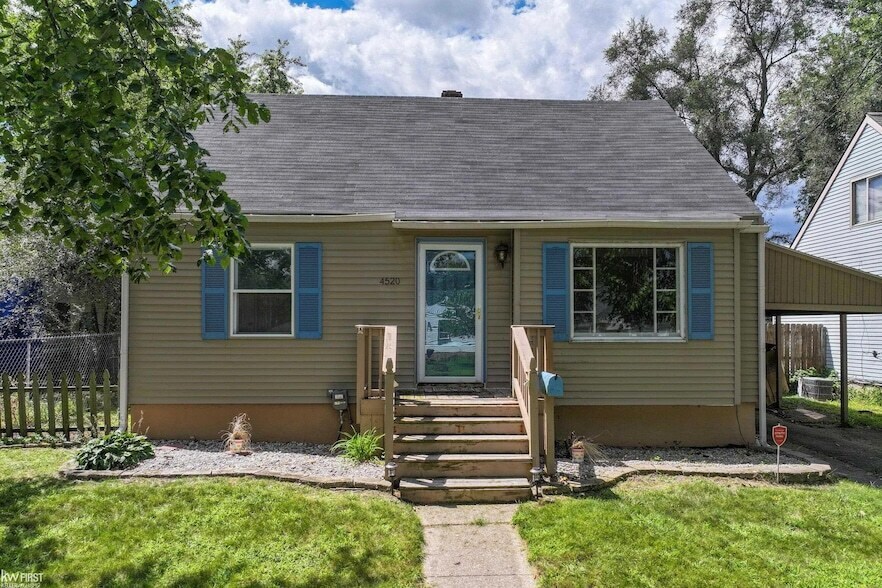 Primary Photo - 4520 Pengelly Rd