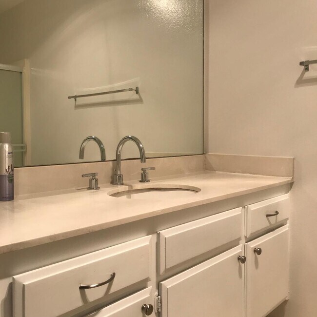 Foto del edificio - 20405 S Vermont Ave