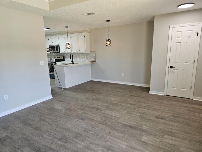 Foto del edificio - 106 Brendalwood Ln