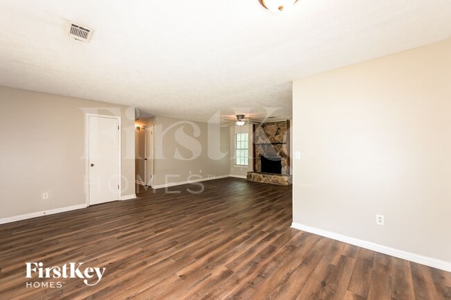 Building Photo - 3345 Newcastle Way