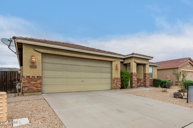 Building Photo - 9228 W Black Hill Rd