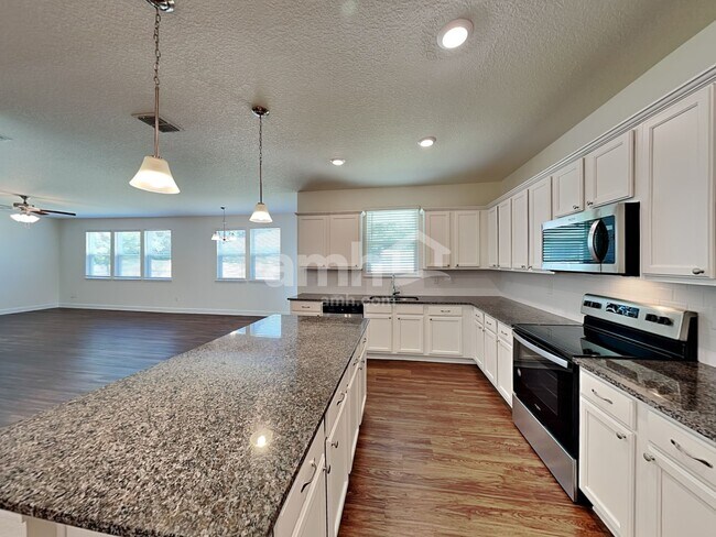 Foto del edificio - 105 Moultrie Crossing Ln