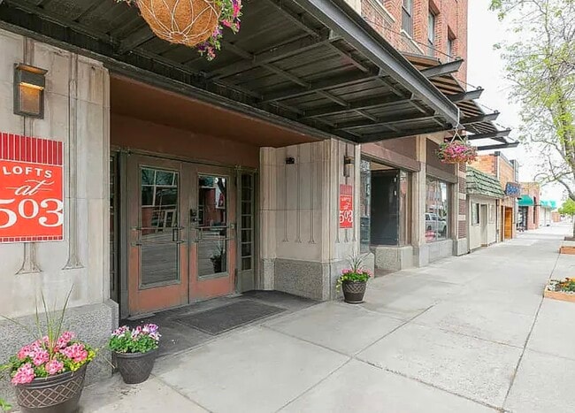 Foto del edificio - 503 1st Ave N