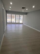 Building Photo - 1051 Orange Terrace
