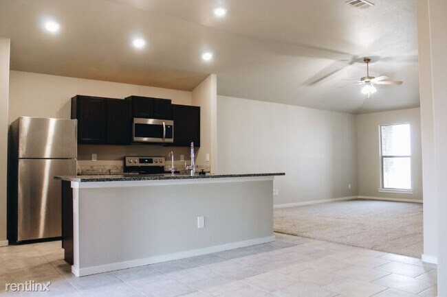 Foto del edificio - 3 br, 2 bath House - 6829 Rio Pl