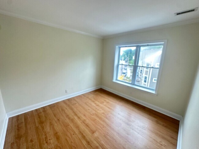 Photo - 116 Newton St., Apartment
