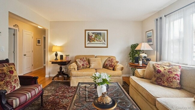 Foto del edificio - 100 E Sunnyside Ln