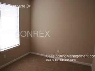 Building Photo - 4080 Bonaparte Dr