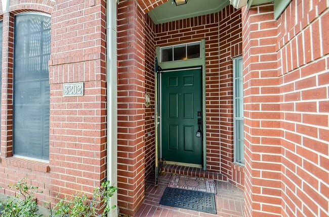 Foto del edificio - 3202 Shadowchase Ct