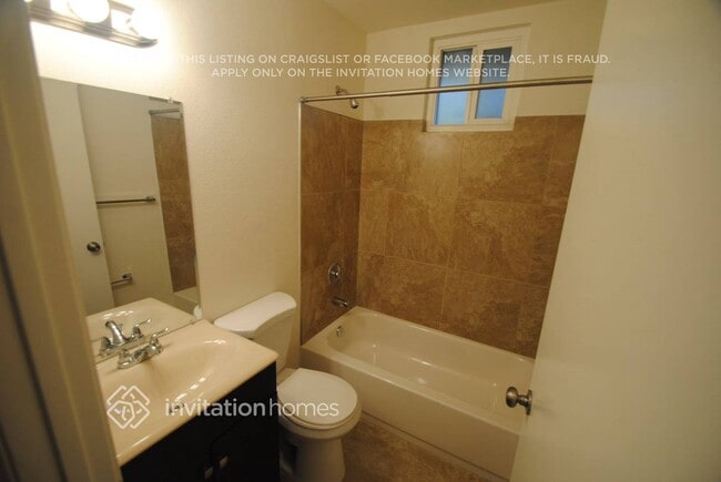 Foto del edificio - 5986 Marlin Cir