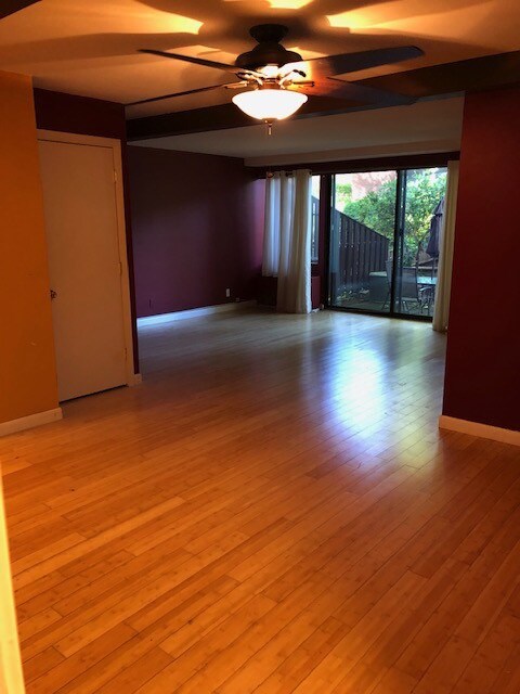 Dining/Living Room - 7 Longwood Dr