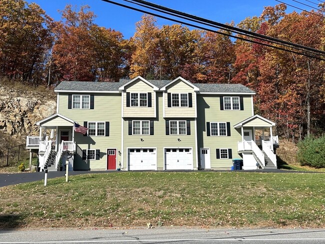 Foto del edificio - 56 Clinton Rd