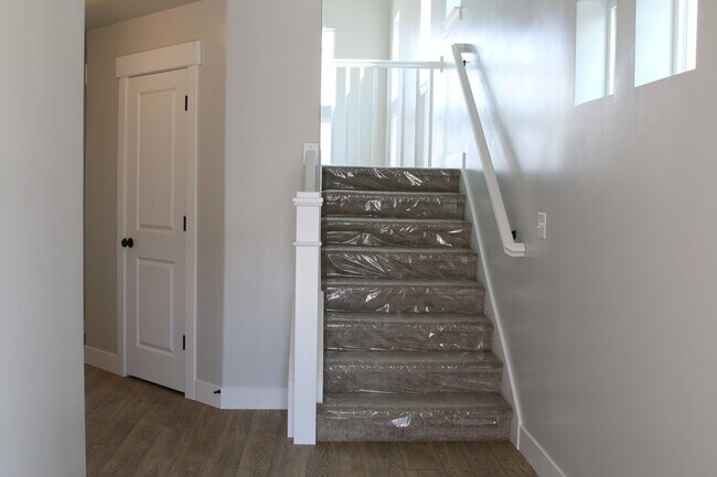 Building Photo - Lovely home for rent in Lehi, UT.