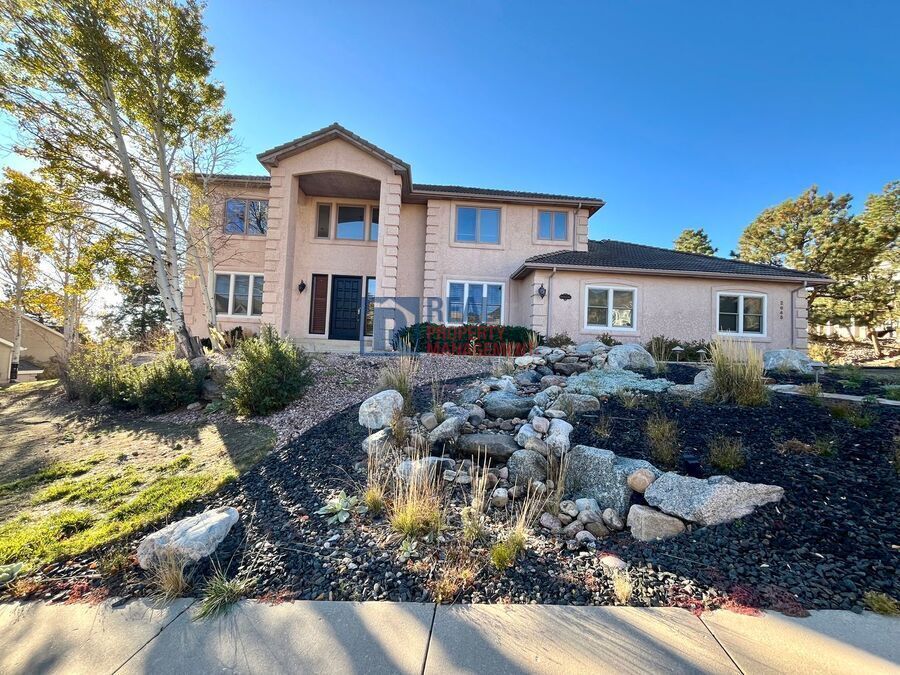 Foto principal - 2645 Rossmere St