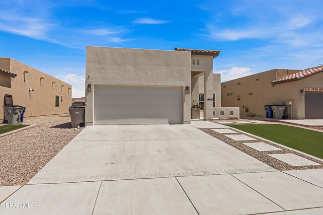 Building Photo - 14941 Tierra Coruna Ave