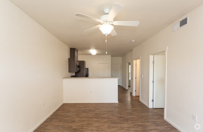 Building Photo - Arroyo Vista