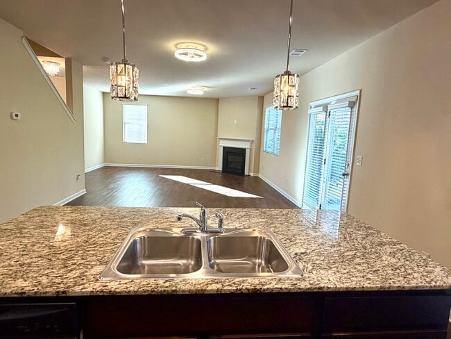 Foto del edificio - 8 Thimbleberry Dr