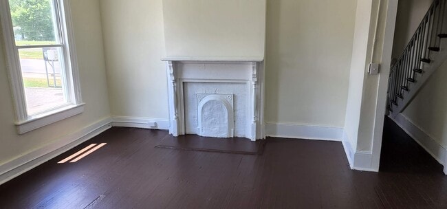 Sala de estar - 714 Halifax St