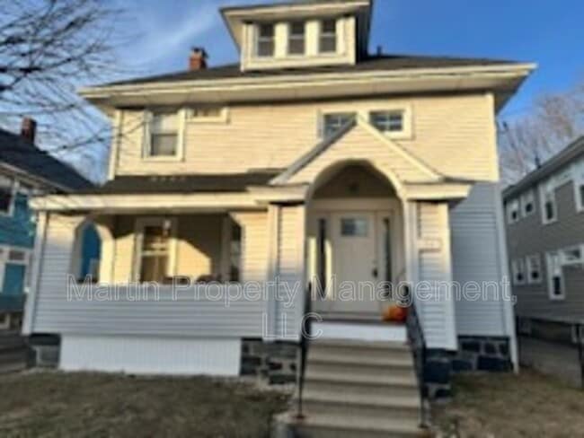 Photo - 24 Cushing St Apartment