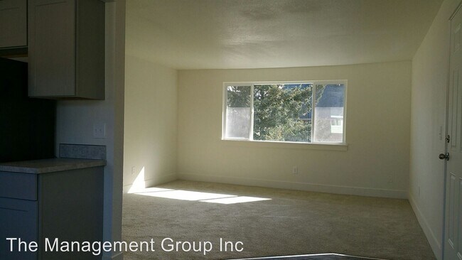 Foto del edificio - 1712-1722 Lewis River Rd