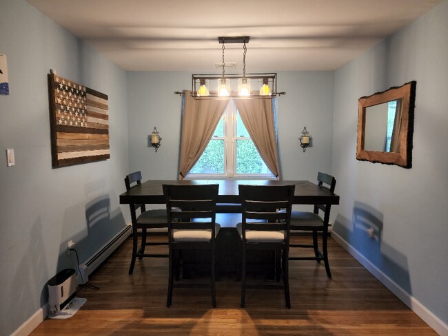 Building Photo - 105 Halesite Dr