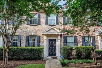 Building Photo - 3044 Stone Forest Cir