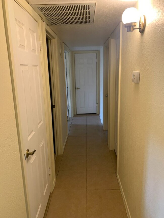 Foto del edificio - Spacious 3 Bed 2.5 Bath in Glendale