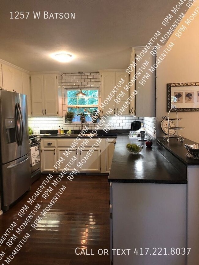 Building Photo - 3 Bedroom 2 Bath Home in Nixa MO