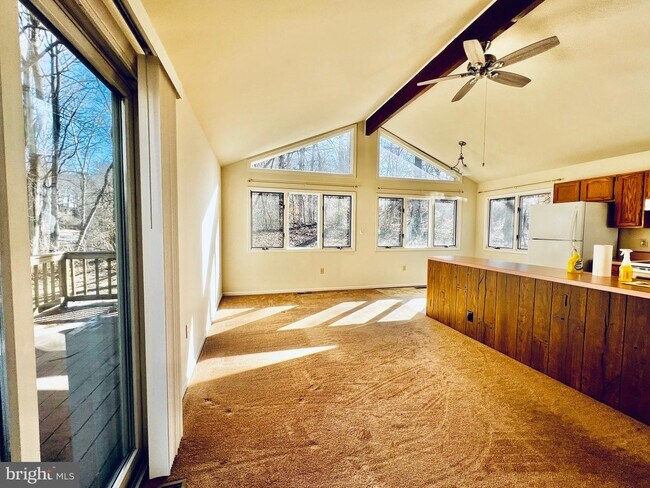 Building Photo - 6302 Long Beach Dr
