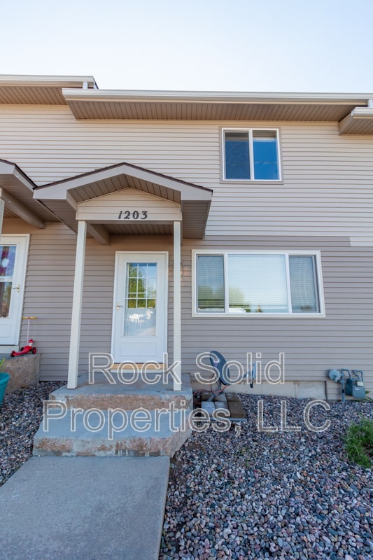 Foto del edificio - 1203 Crook Ave