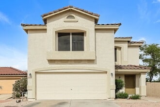 Building Photo - 2809 E Cherry Hills Dr