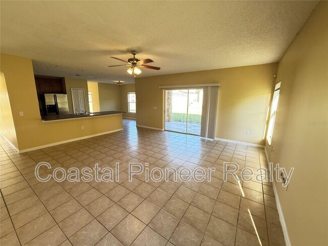 Building Photo - 4554 Ficus Tree Rd
