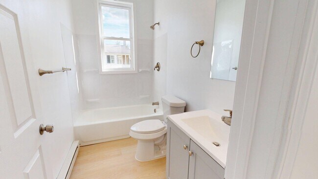 Foto del edificio - 2550 Elyria Ave