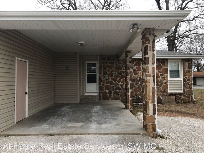 Foto del edificio - 1918-1920 Bellerive Dr