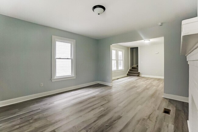 Foto del edificio - 723 Fairwood Ave
