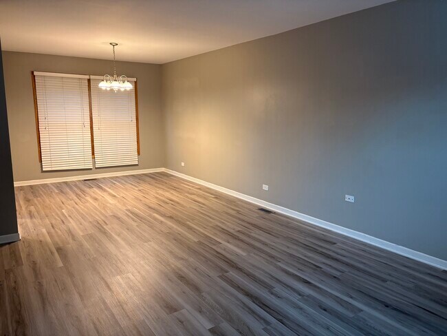Foto del edificio - 5431 Ebony Ct