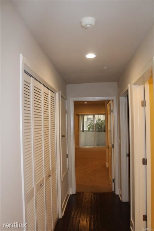 Building Photo - 11115 Acama St