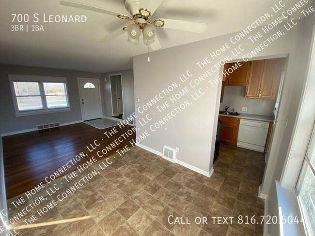 Building Photo - 700 S Leonard St