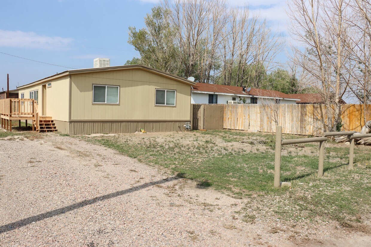534 Oak St, La Barge, WY 83123 House for Rent in La Barge, WY