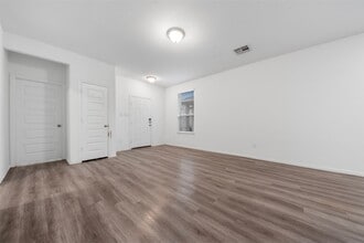 Building Photo - 16639 Spirit St