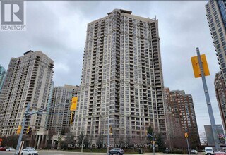 Building Photo - 310 Burnhamthorpe Rd W