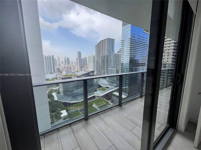 Foto del edificio - 55 SW 9th St