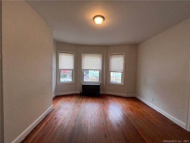 Building Photo - 14 Relay Pl