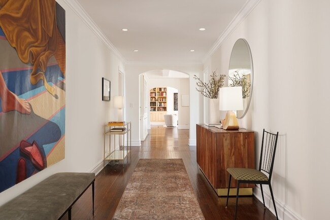 Building Photo - 350 W 57th St
