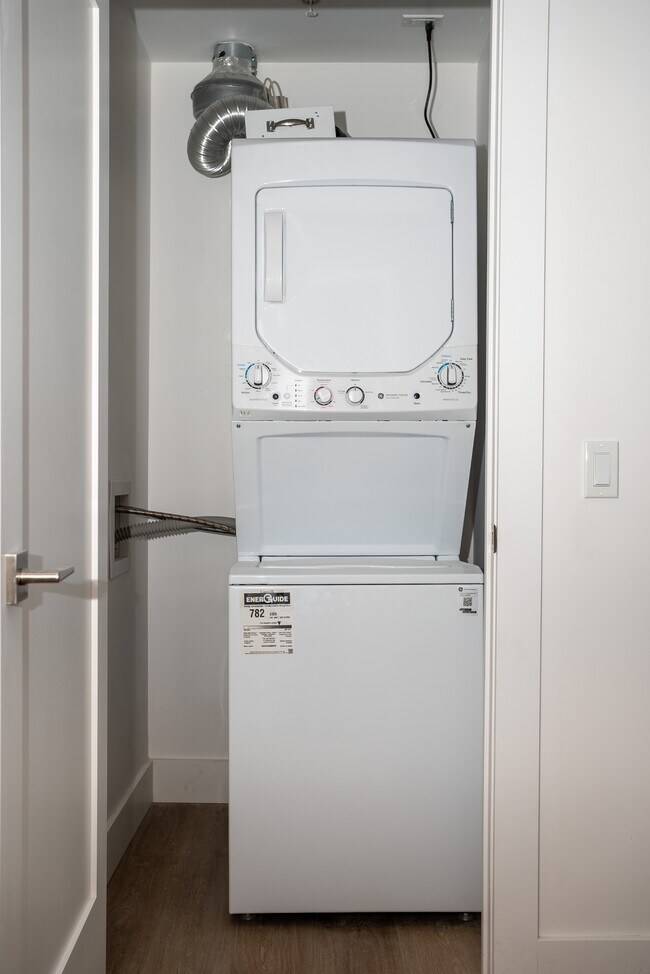 Photo du bâtiment - 841 Grenon Ave