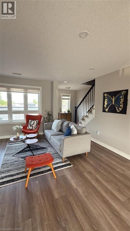 Building Photo - 261 Chapel Hill Dr