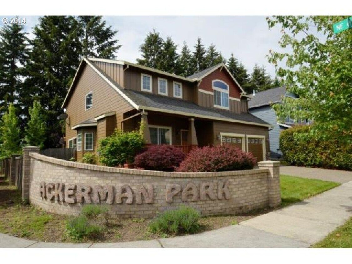 Large 5 Bedroom Hillsboro Home! House Rental in Hillsboro, OR