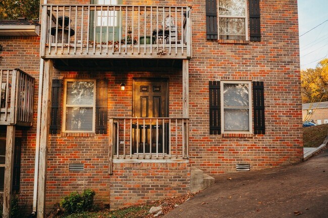 Foto del edificio - 470 Martha Ln