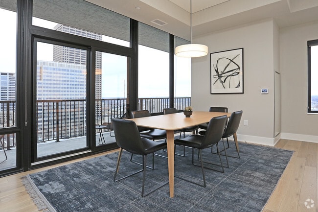 Penthouse - 365 Nicollet